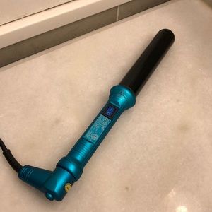 NuMe 1.5” curling wand